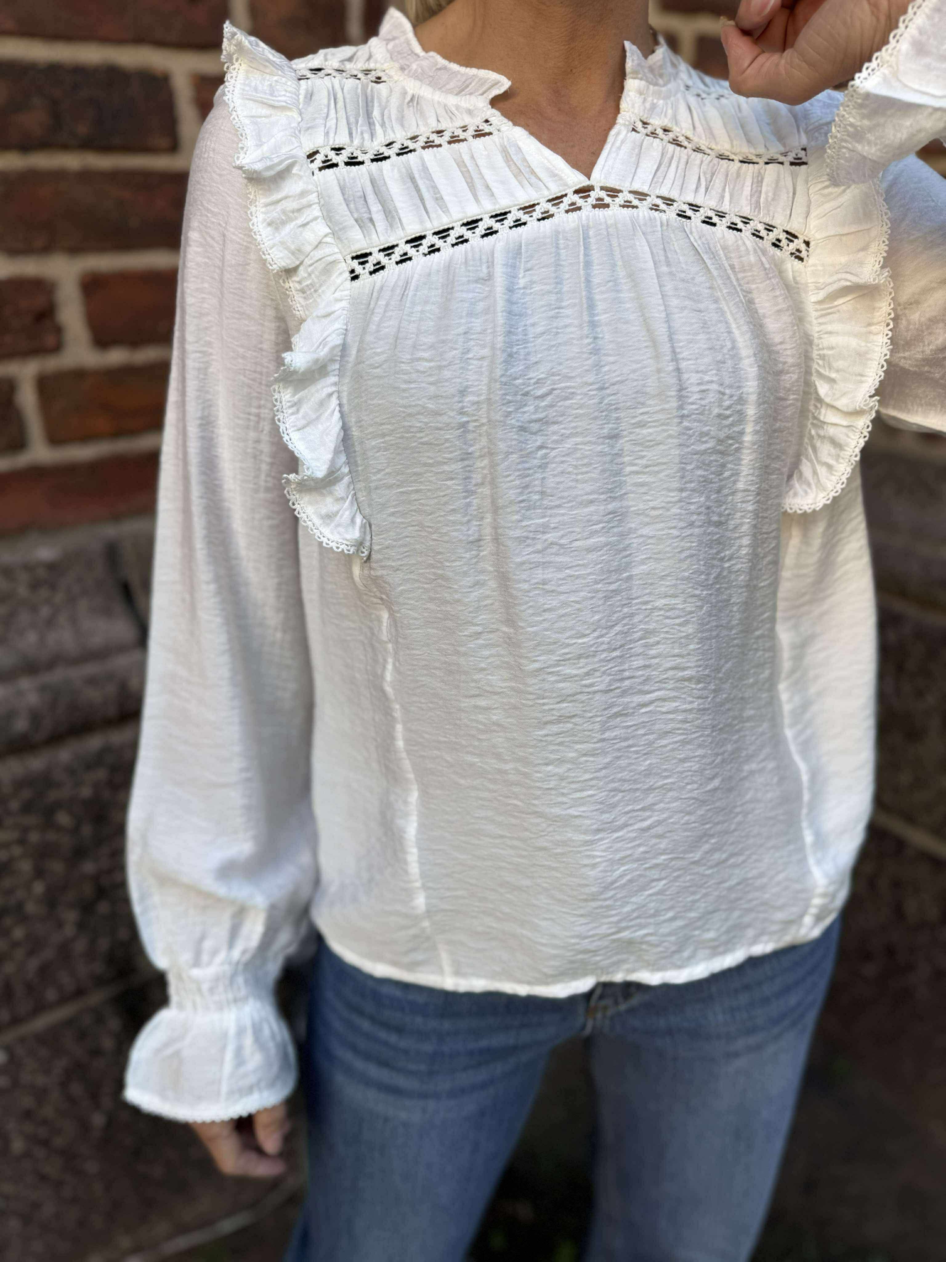 VMELSIE Top - Snow White